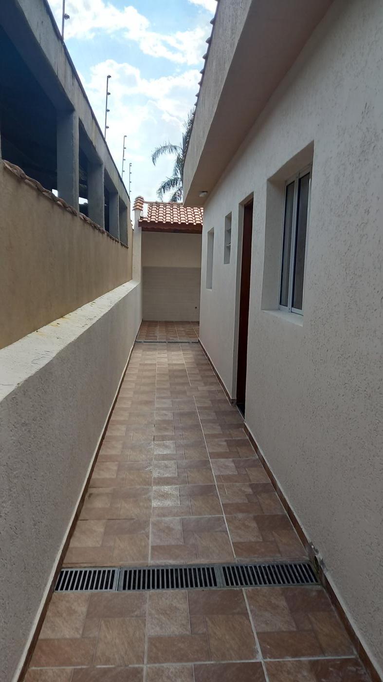 Casa à venda com 2 quartos, 140m² - Foto 7