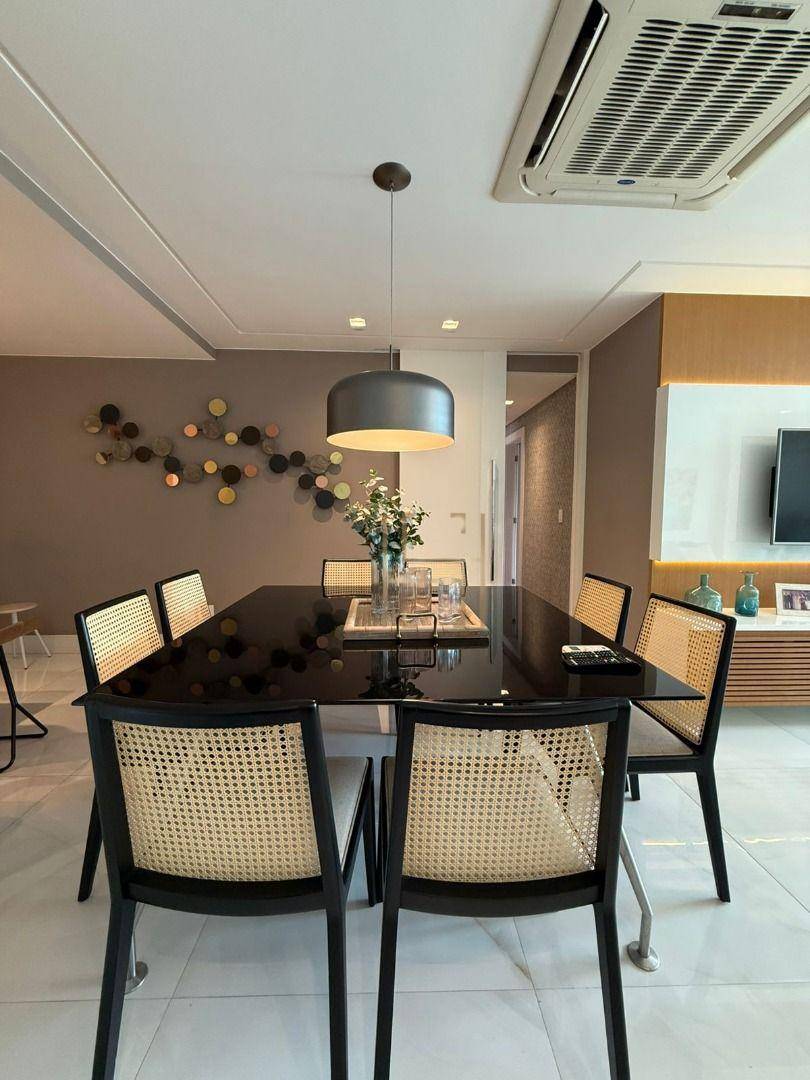 Apartamento, 3 quartos, 140 m² - Foto 2