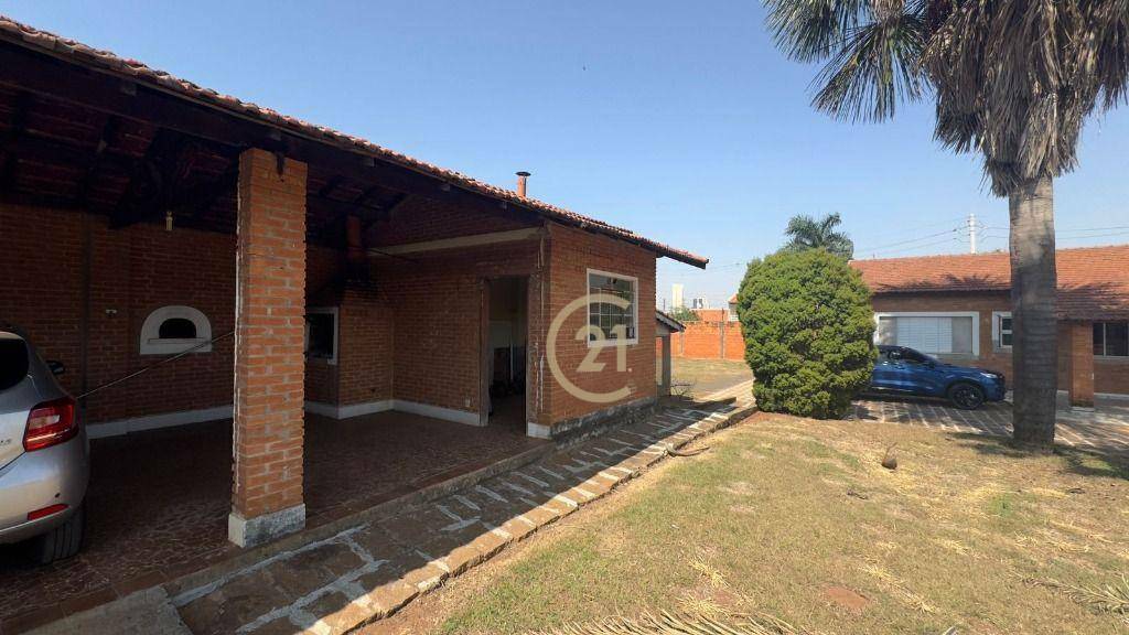 Chácara à venda com 3 quartos, 334m² - Foto 10