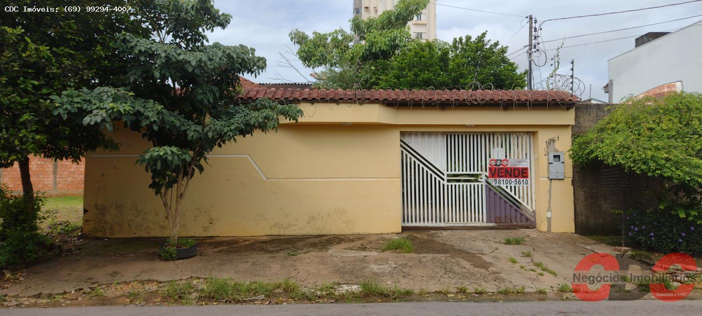 Casa à venda com 4 quartos, 400m² - Foto 2