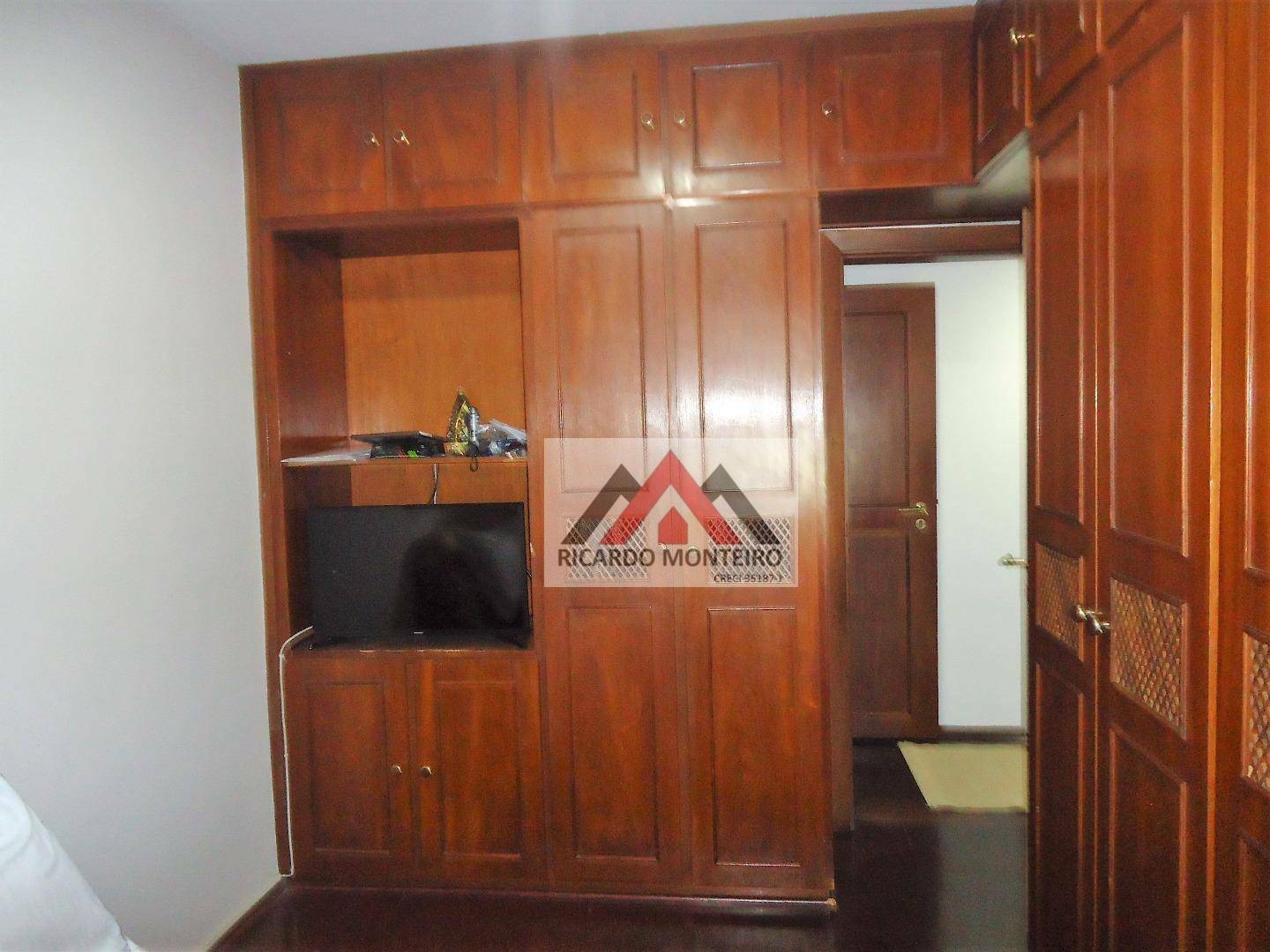 Apartamento à venda e aluguel com 4 quartos, 230m² - Foto 15