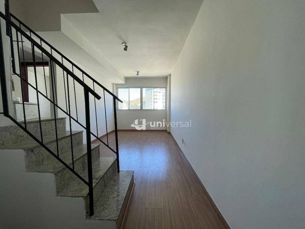 Cobertura para alugar com 3 quartos, 161m² - Foto 2