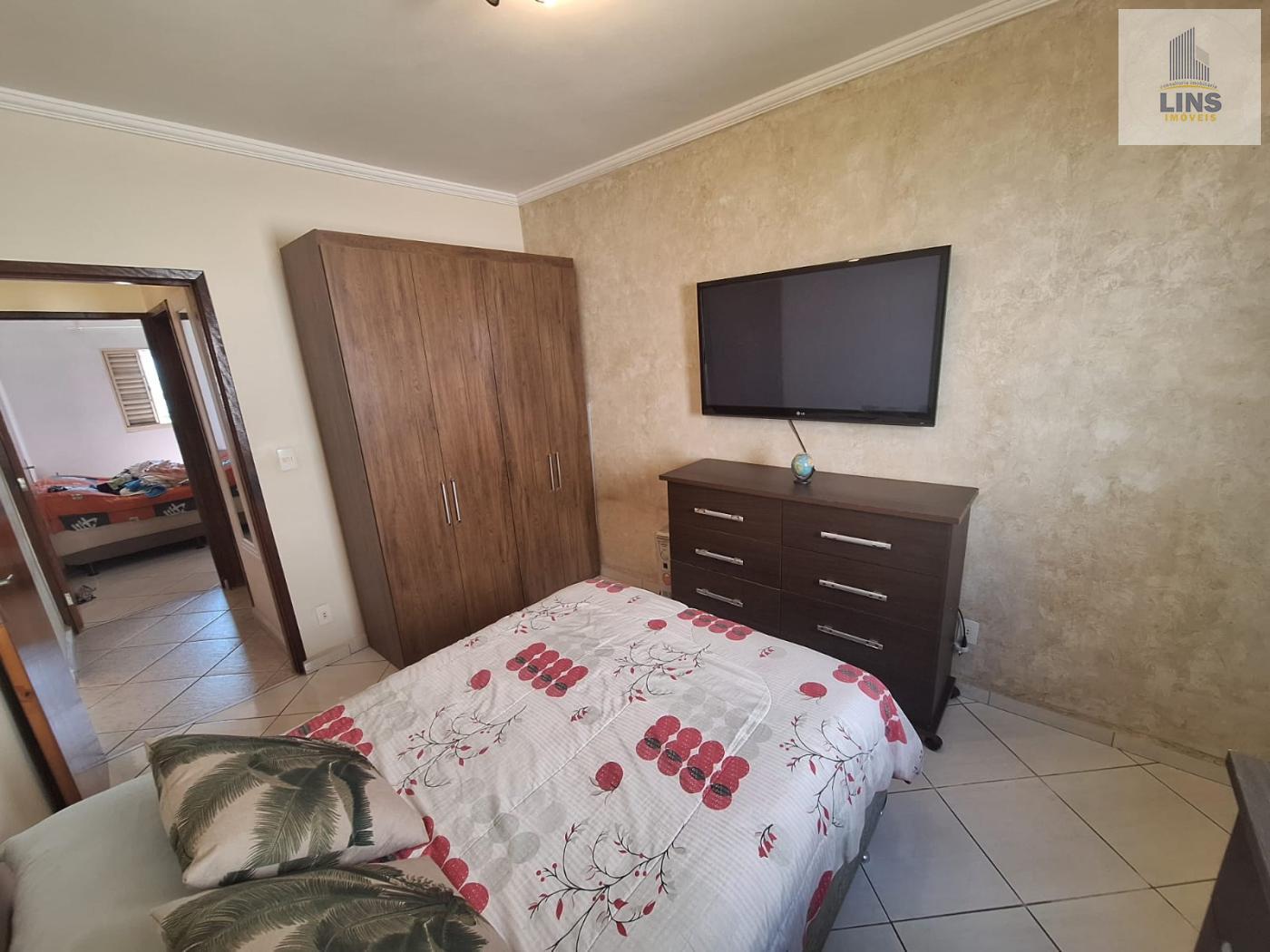 Casa à venda com 2 quartos, 90m² - Foto 10