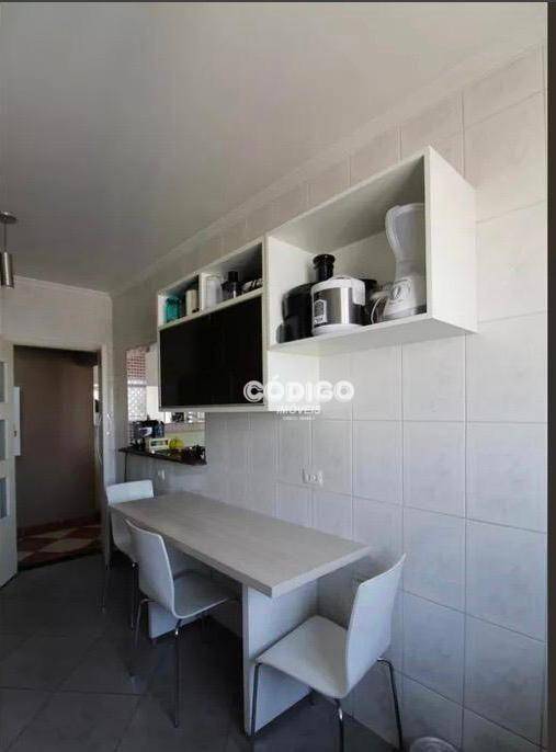 Apartamento à venda com 2 quartos, 74m² - Foto 9