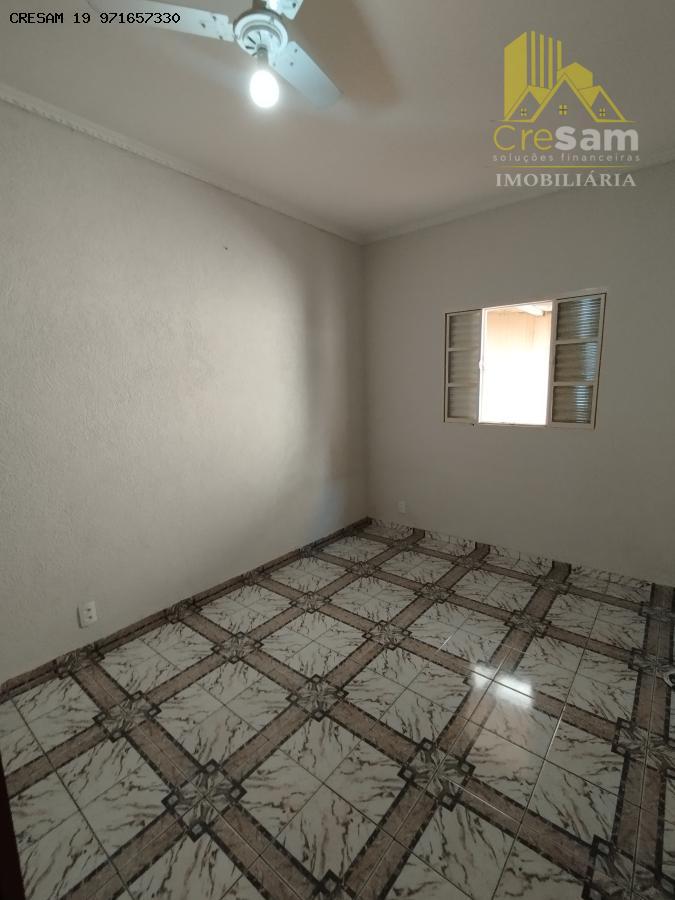 Casa para alugar com 3 quartos, 250m² - Foto 11