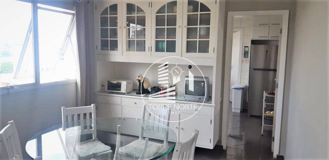 Apartamento à venda com 4 quartos, 240m² - Foto 30