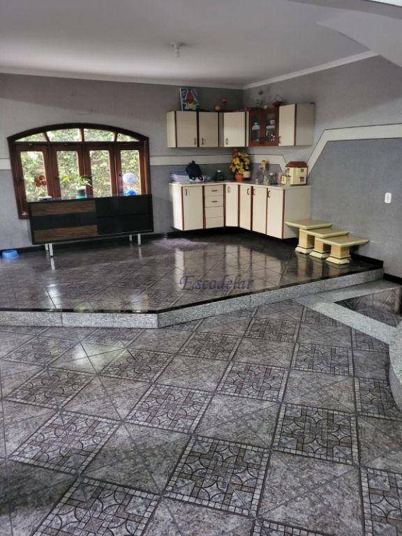 Sobrado à venda com 4 quartos, 200m² - Foto 6