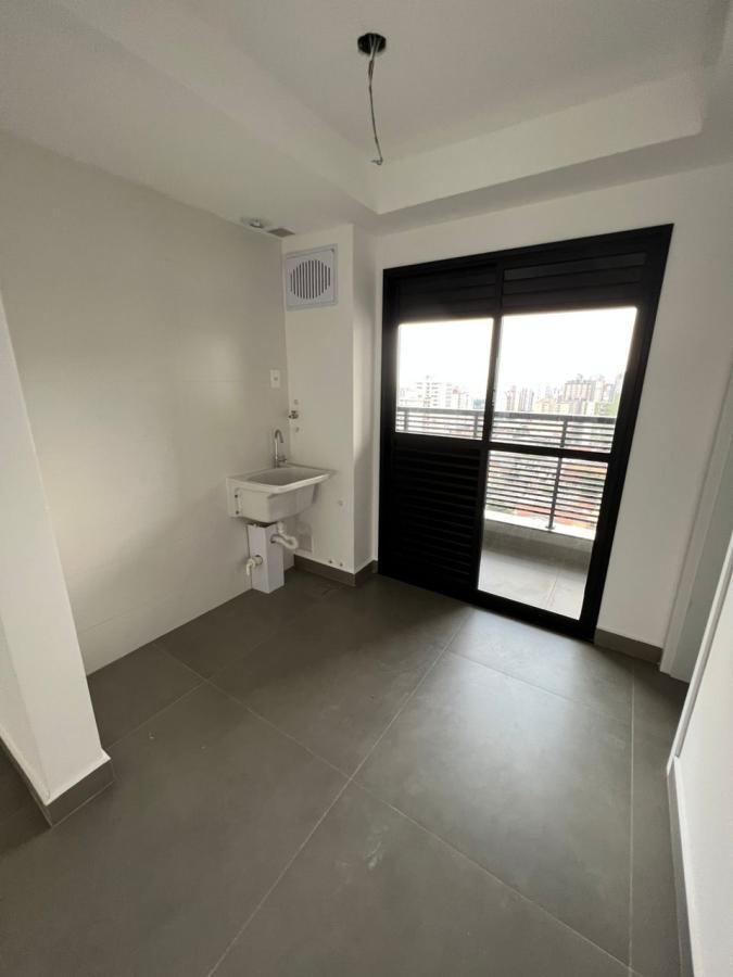 Apartamento à venda com 3 quartos, 161m² - Foto 13