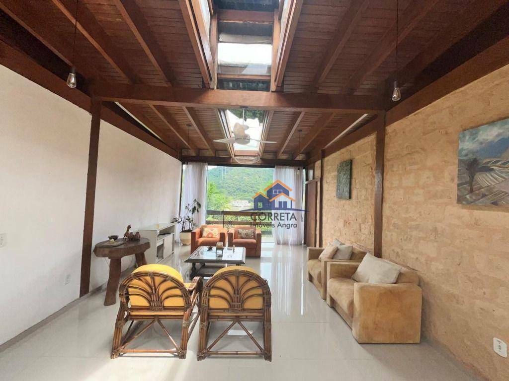 Casa à venda com 4 quartos, 380m² - Foto 13