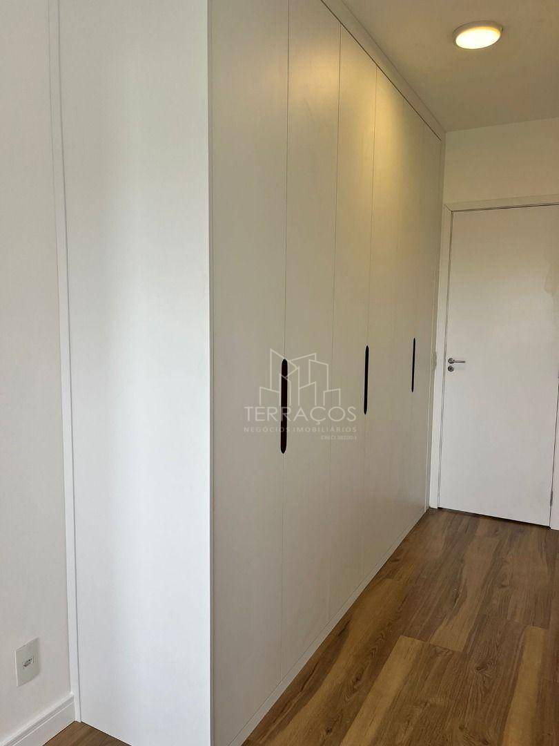 Apartamento para alugar com 3 quartos, 152m² - Foto 5