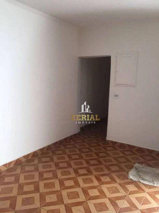 Casa à venda com 2 quartos, 250m² - Foto 4