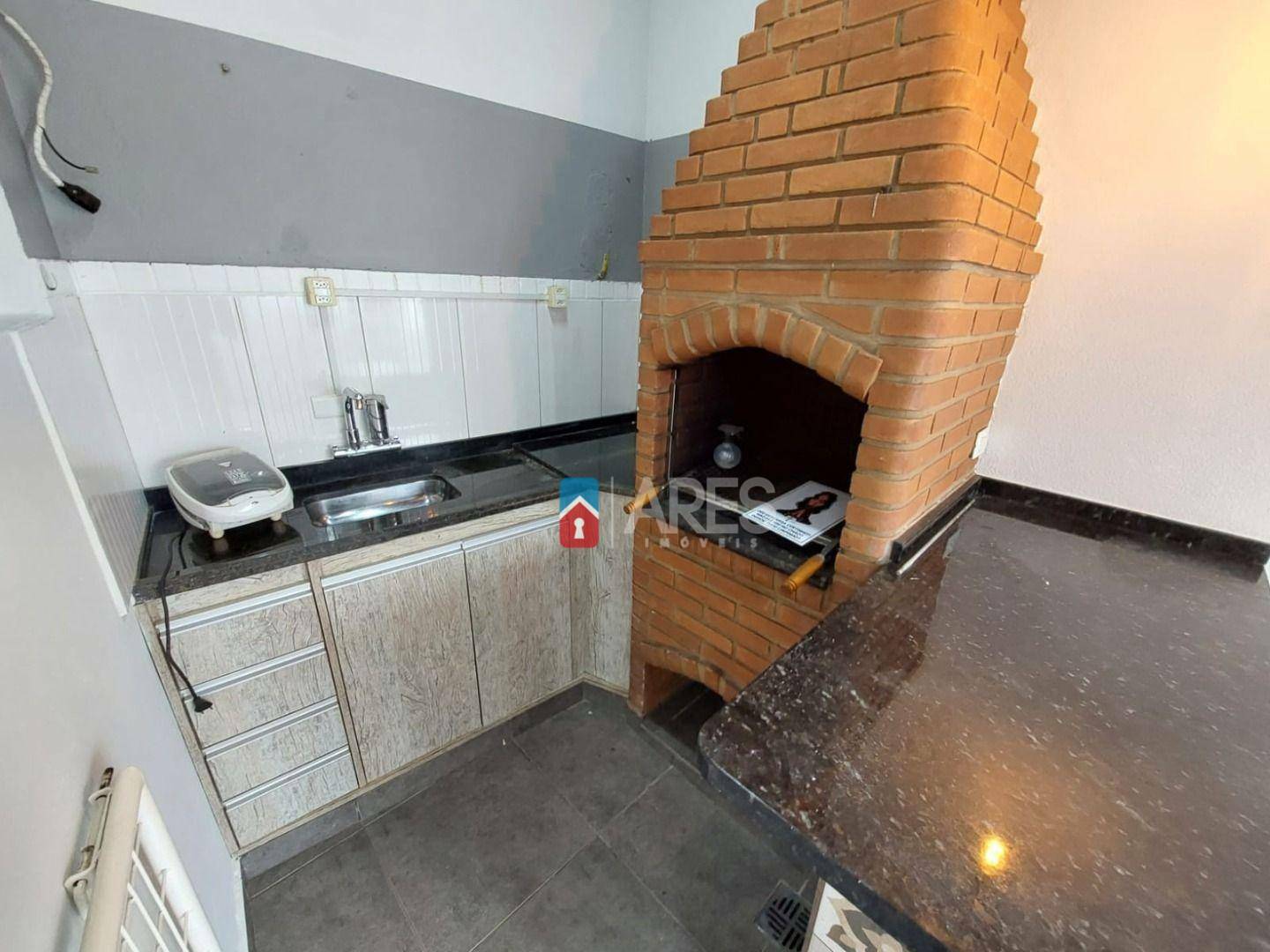 Casa à venda com 3 quartos, 190m² - Foto 10