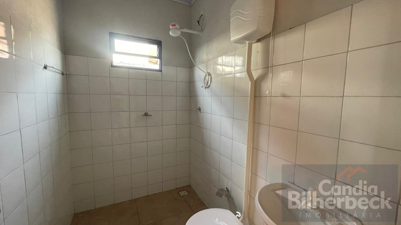 Casa à venda com 2 quartos, 250m² - Foto 8