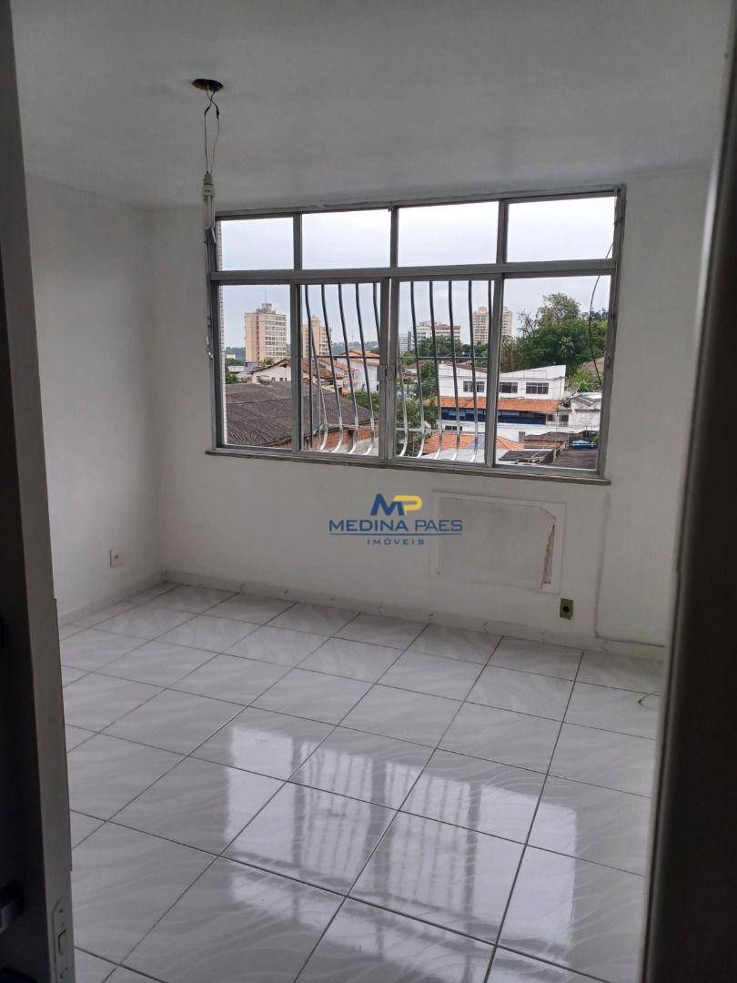 Apartamento à venda com 2 quartos, 71m² - Foto 7