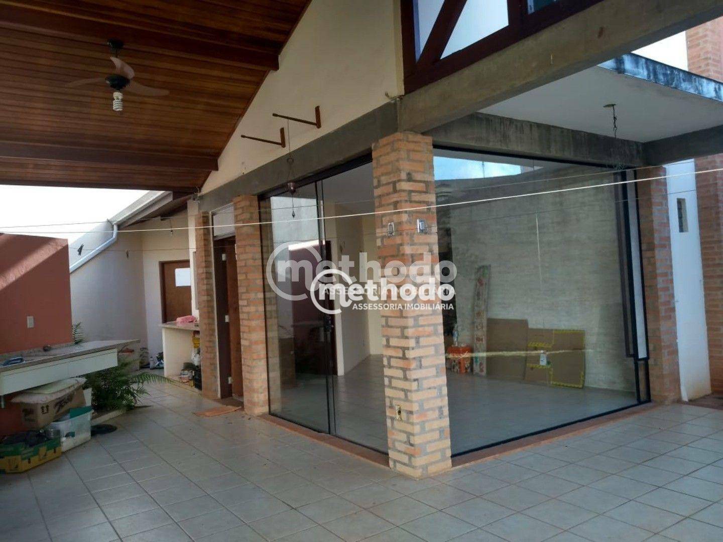 Casa à venda com 4 quartos, 217m² - Foto 9