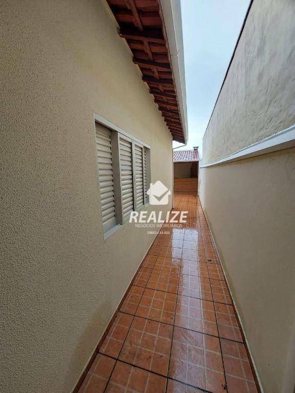 Casa à venda com 3 quartos, 170m² - Foto 4