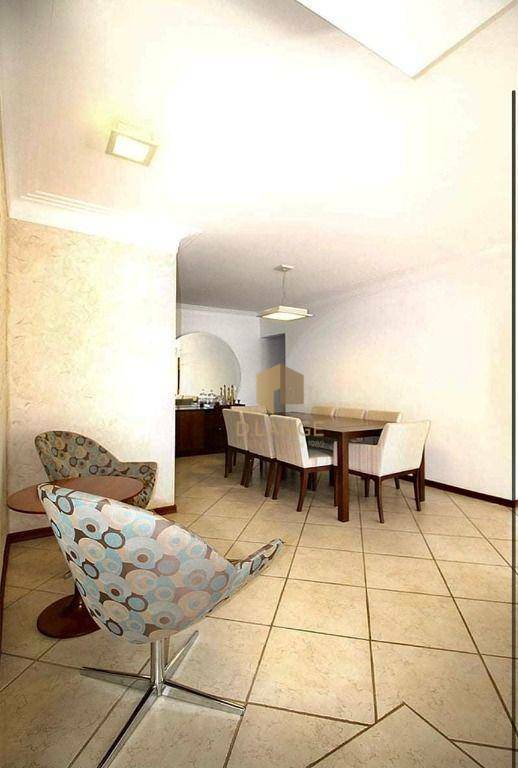 Apartamento à venda com 4 quartos, 141m² - Foto 9