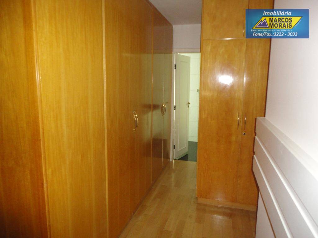 Apartamento à venda com 3 quartos, 189m² - Foto 19