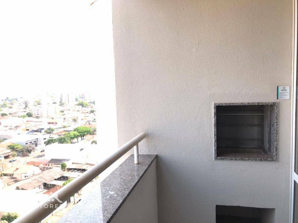 Apartamento à venda com 3 quartos, 64m² - Foto 5