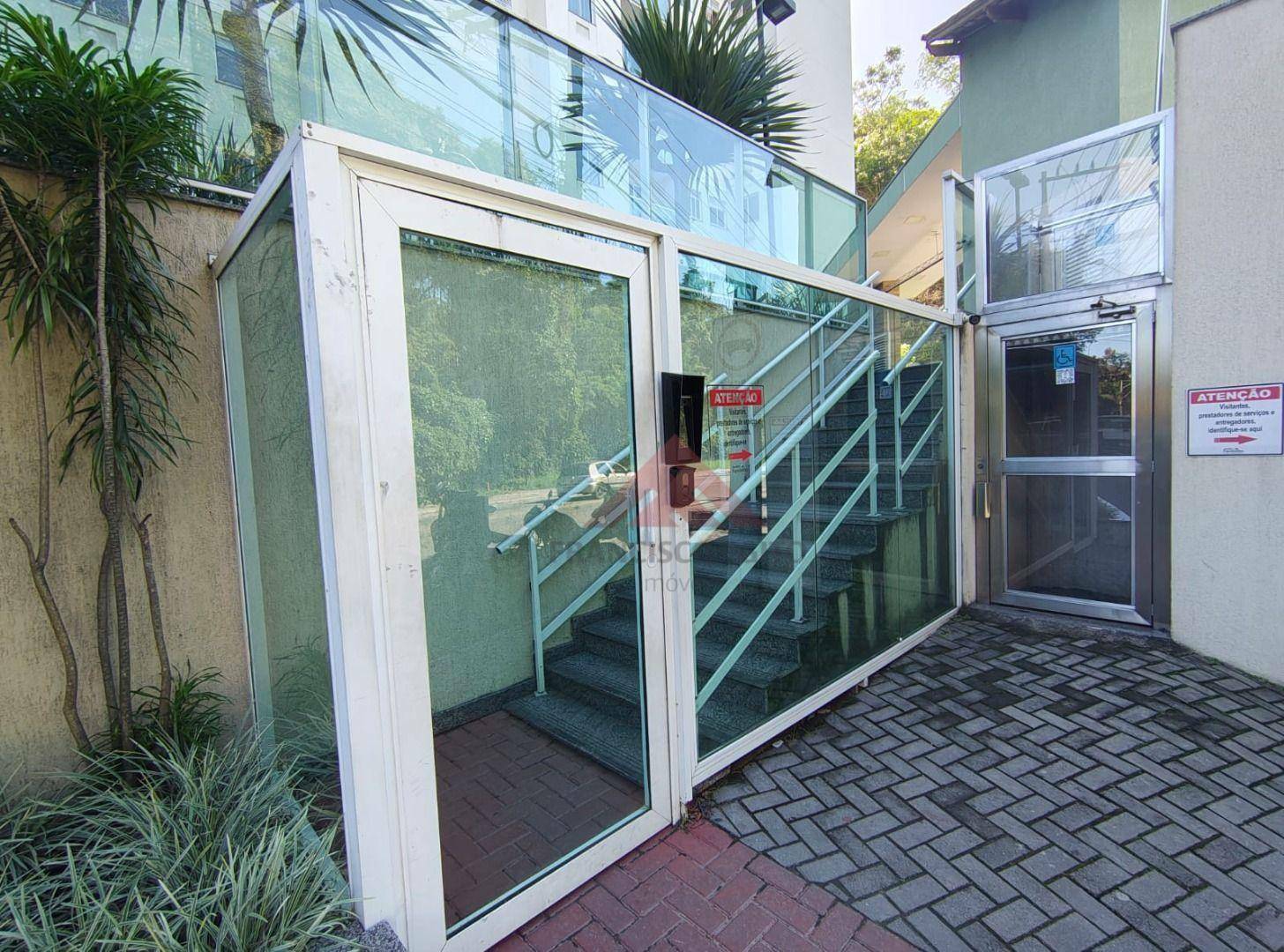 Apartamento à venda com 3 quartos, 70m² - Foto 2