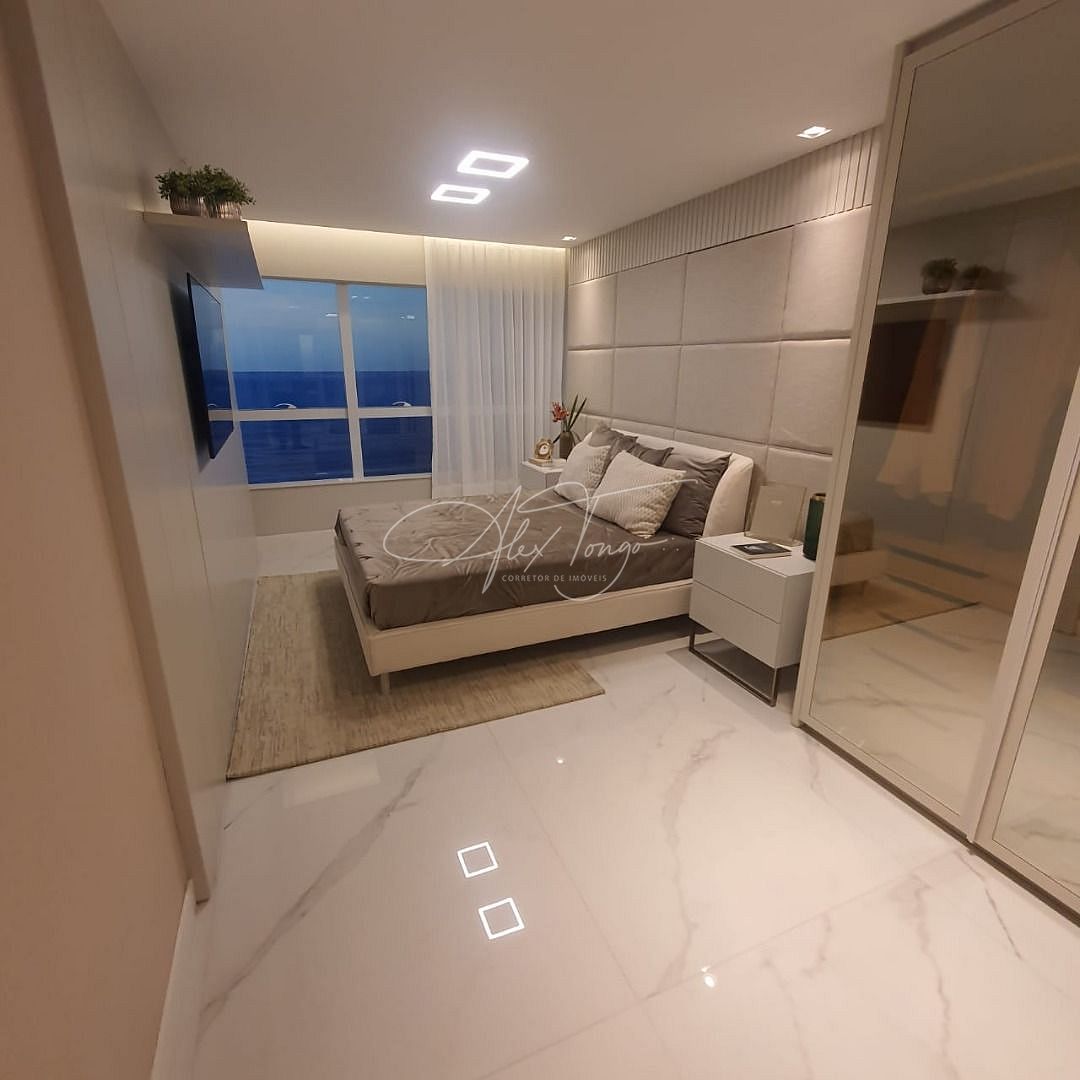 Apartamento à venda com 3 quartos, 150m² - Foto 2