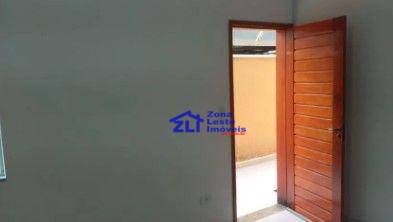 Sobrado à venda com 3 quartos, 135m² - Foto 2