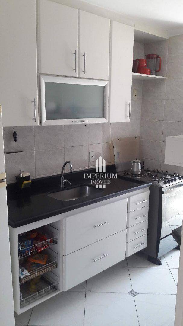 Apartamento à venda com 2 quartos, 64m² - Foto 9