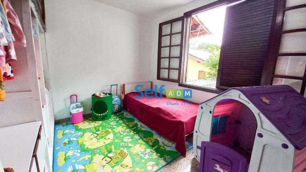 Casa de Condomínio para alugar com 4 quartos, 180m² - Foto 7