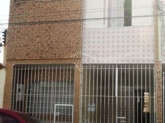 Sobrado à venda com 3 quartos, 138m² - Foto 1