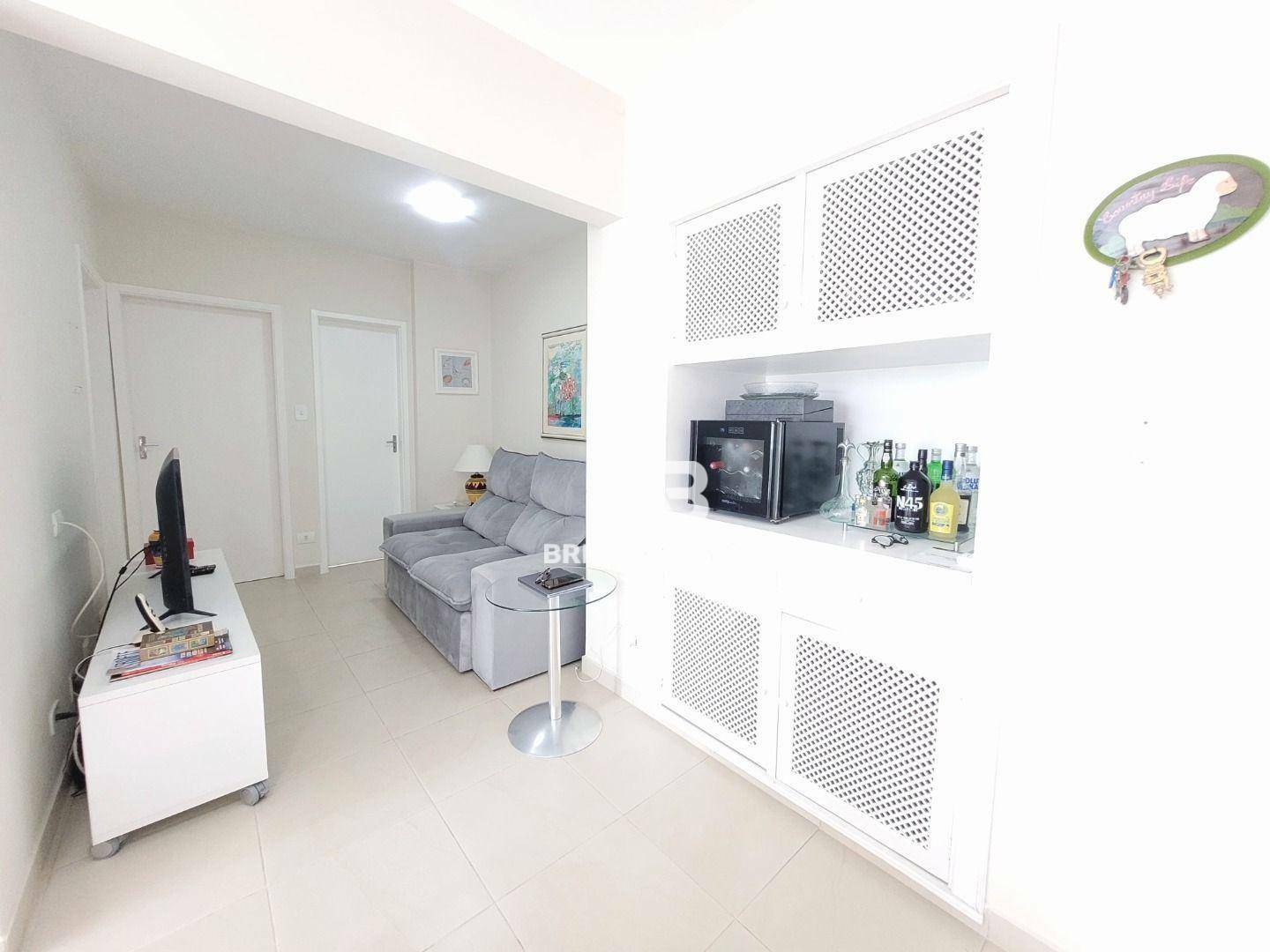 Apartamento à venda com 2 quartos, 65m² - Foto 4