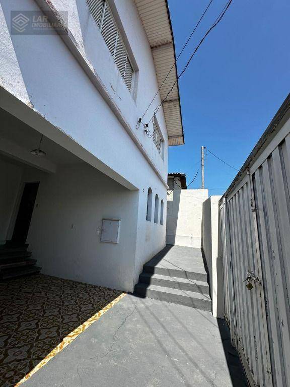 Casa, 3 quartos, 121 m² - Foto 2