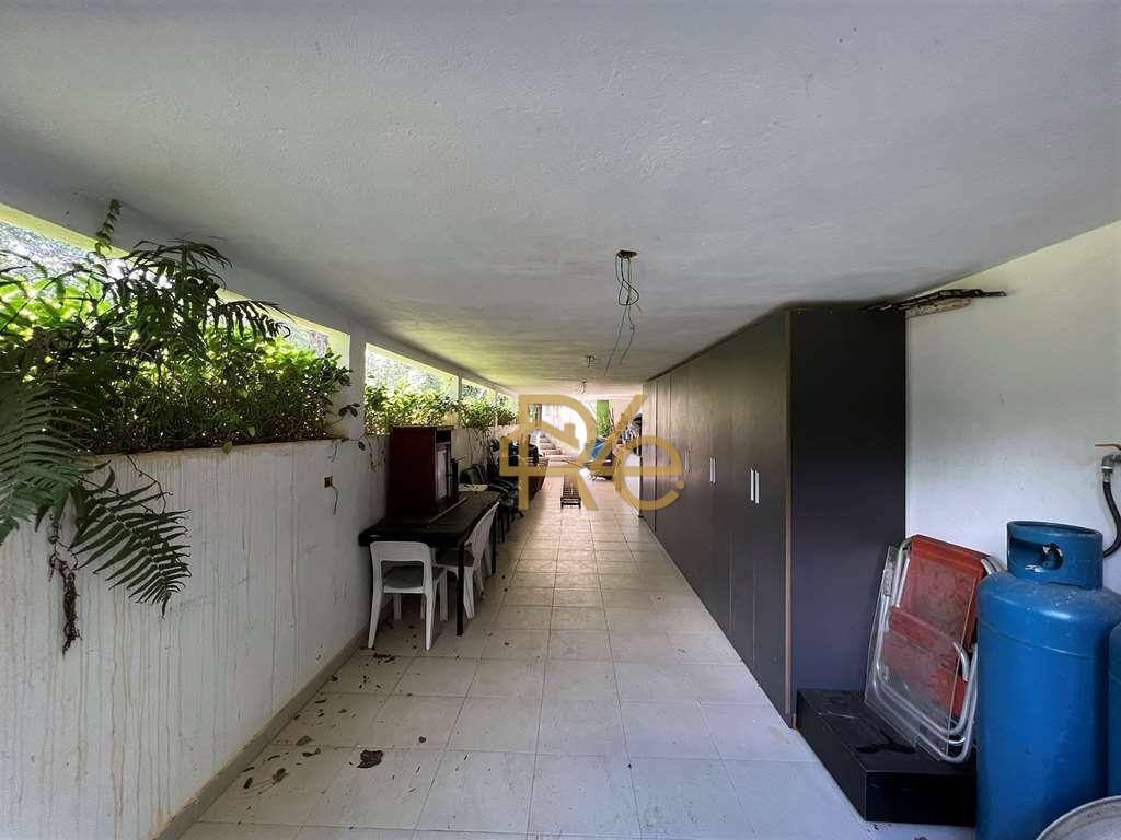 Casa à venda com 6 quartos, 1190m² - Foto 58