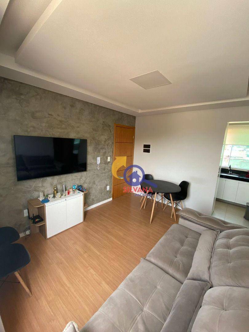 Apartamento à venda com 2 quartos, 62m² - Foto 2