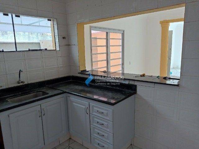 Casa à venda com 2 quartos, 204m² - Foto 6