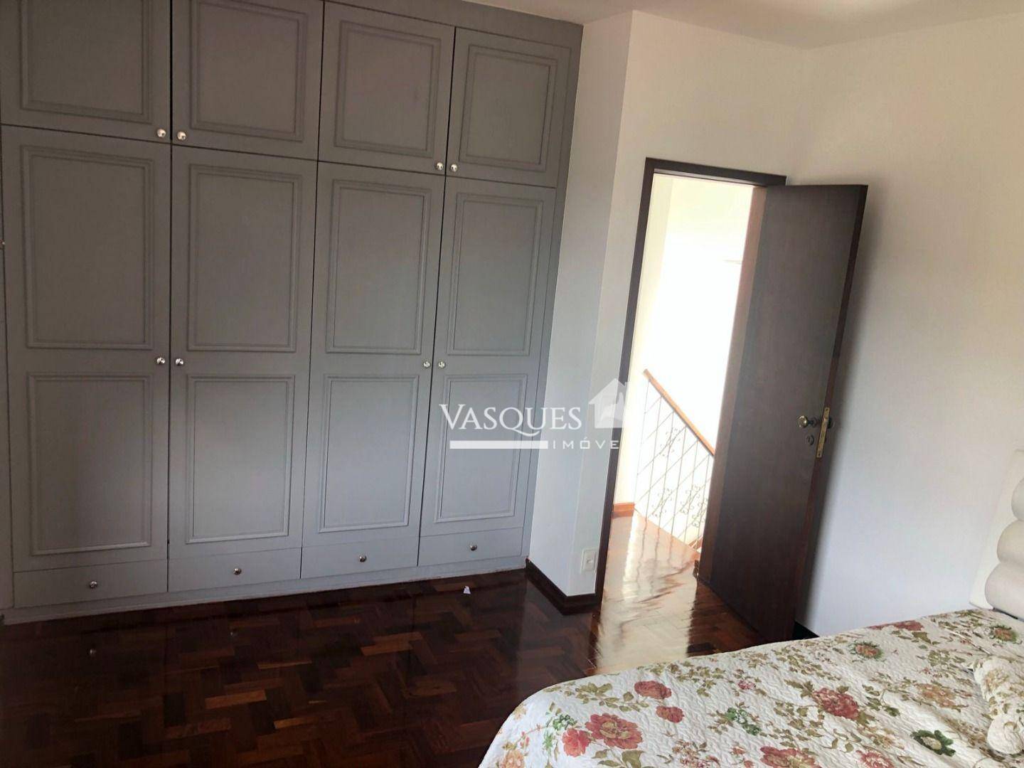 Casa à venda com 3 quartos, 402m² - Foto 17