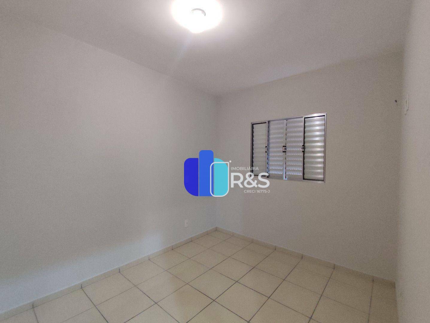 Apartamento para alugar com 3 quartos, 70m² - Foto 11