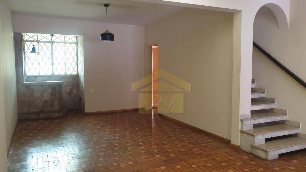 Sobrado à venda com 4 quartos, 180m² - Foto 4