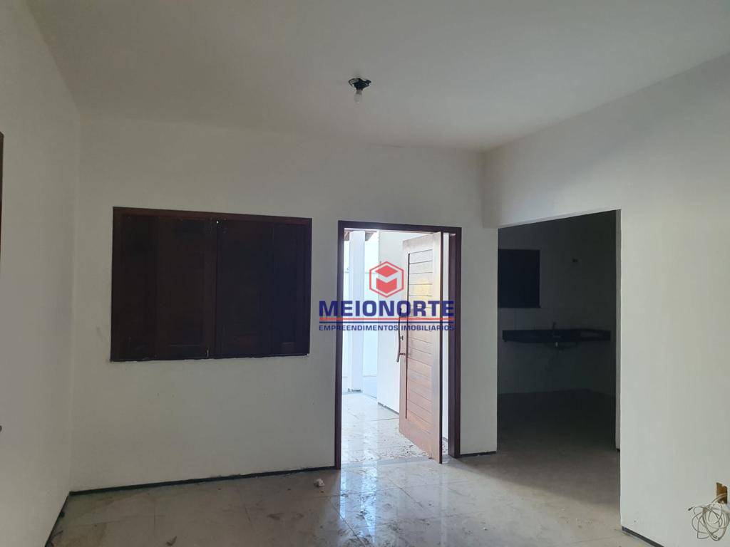 Casa à venda com 3 quartos, 100m² - Foto 3