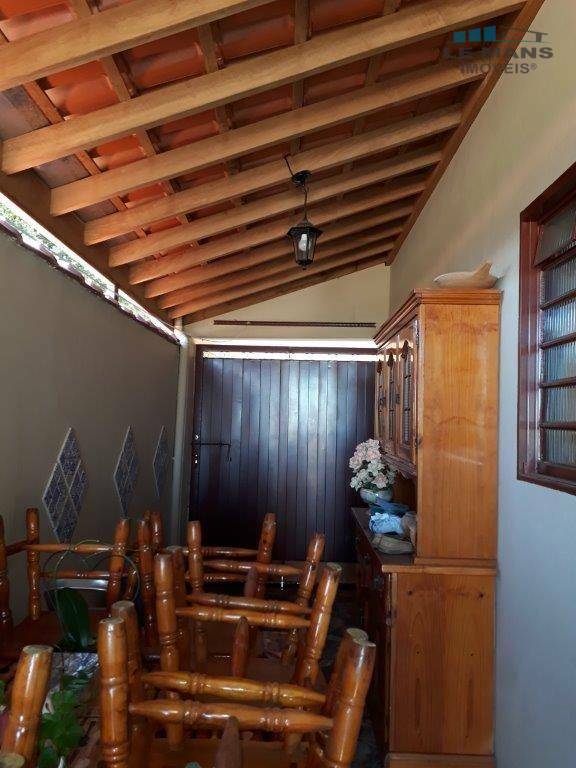 Casa à venda com 3 quartos, 142m² - Foto 14