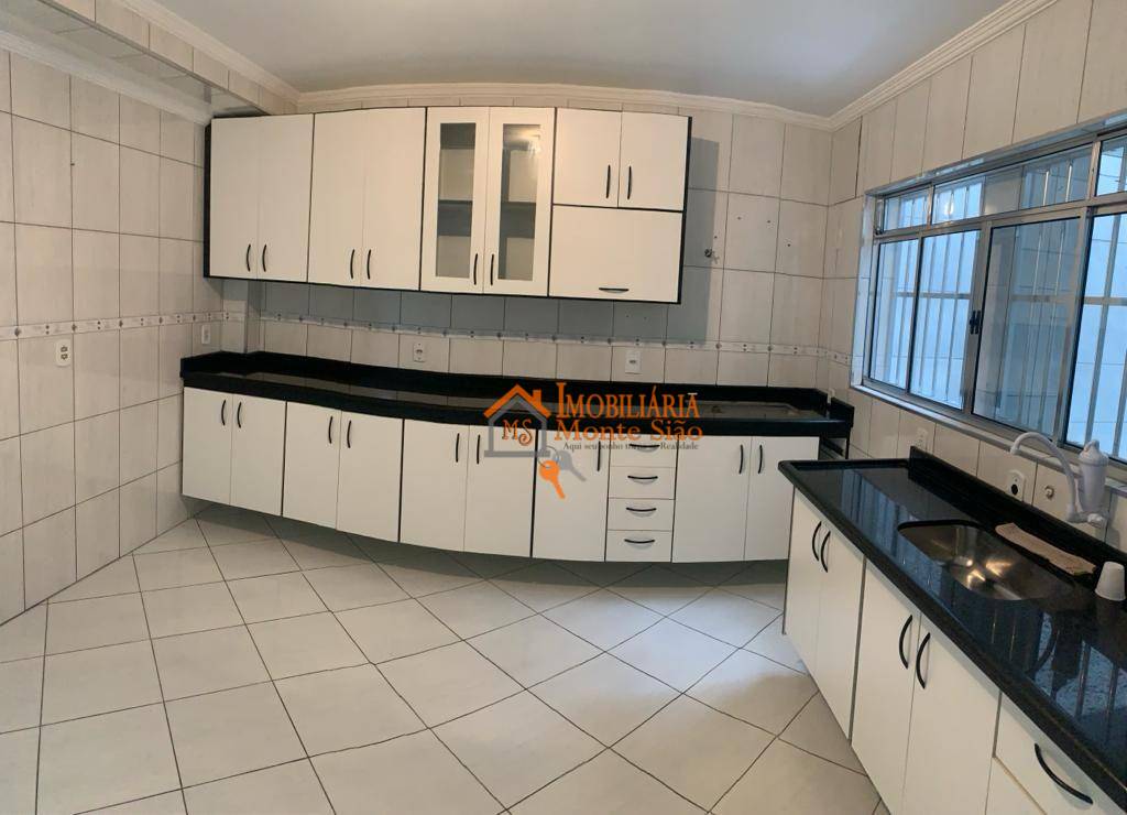 Sobrado à venda com 3 quartos, 125m² - Foto 2