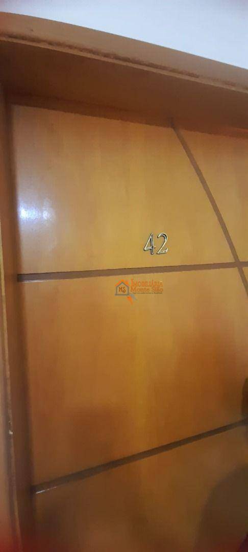 Apartamento à venda com 2 quartos, 48m² - Foto 12