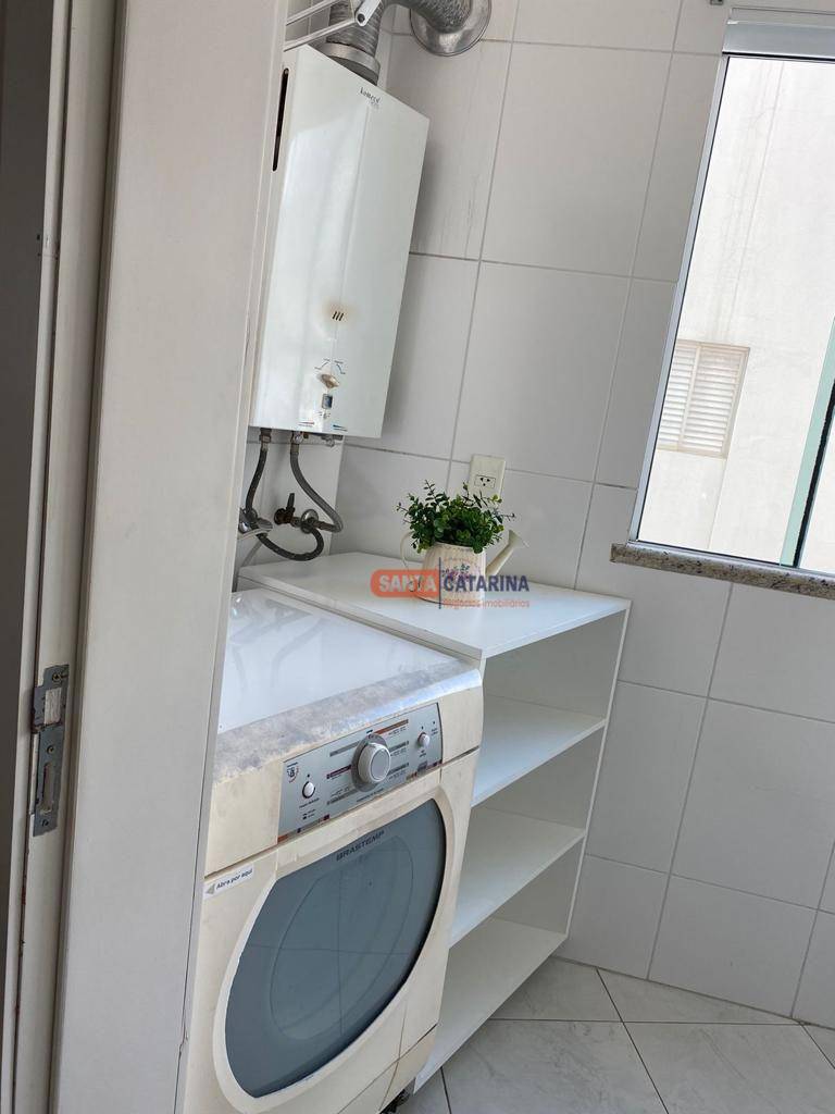 Apartamento à venda com 3 quartos, 161m² - Foto 6