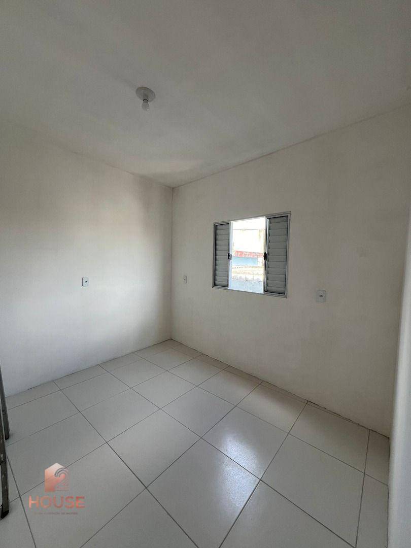 Apartamento para alugar com 2 quartos, 64m² - Foto 5