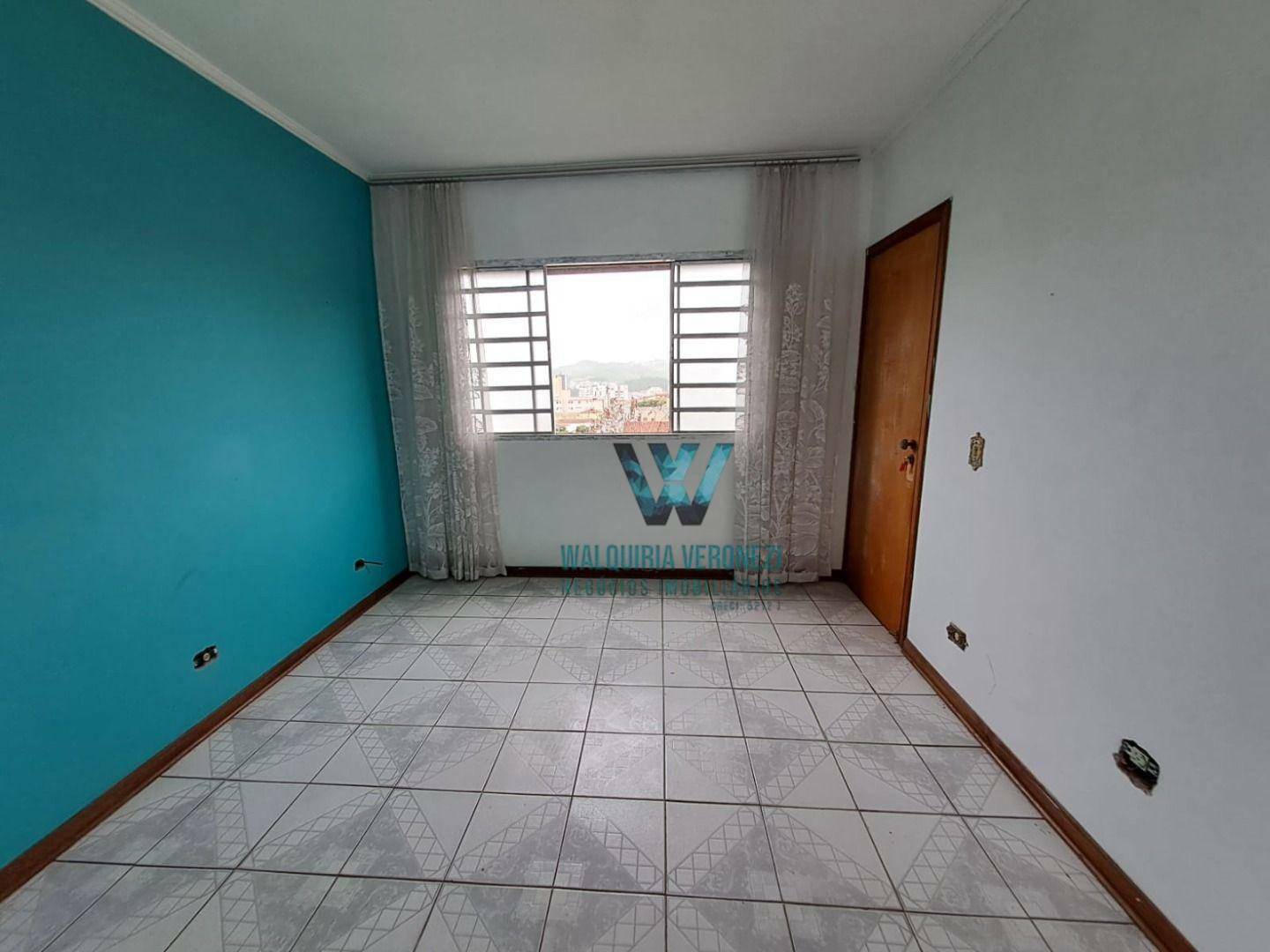 Apartamento à venda com 3 quartos, 90m² - Foto 2