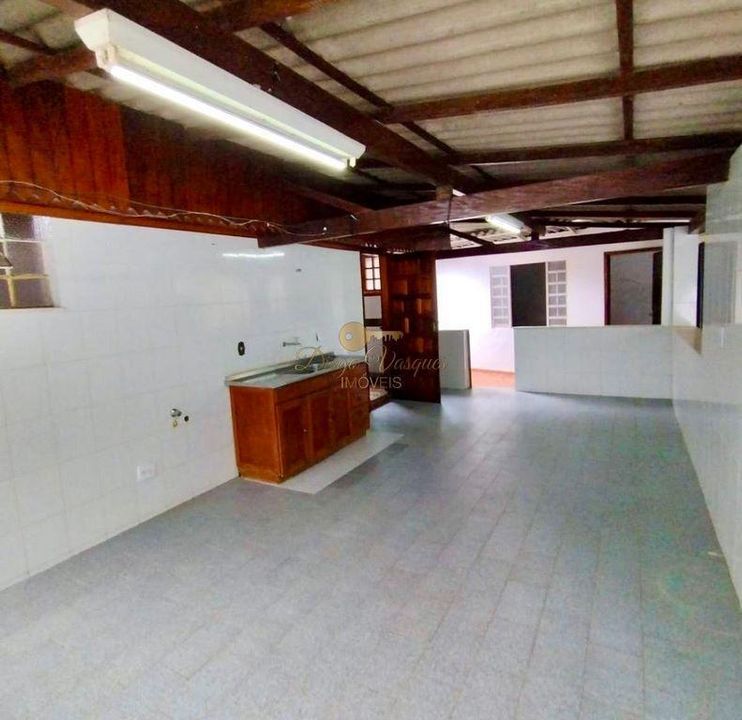 Casa à venda com 2 quartos, 2000m² - Foto 8