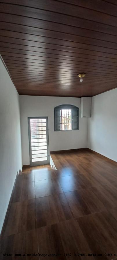 Casa para alugar com 2 quartos, 70m² - Foto 32