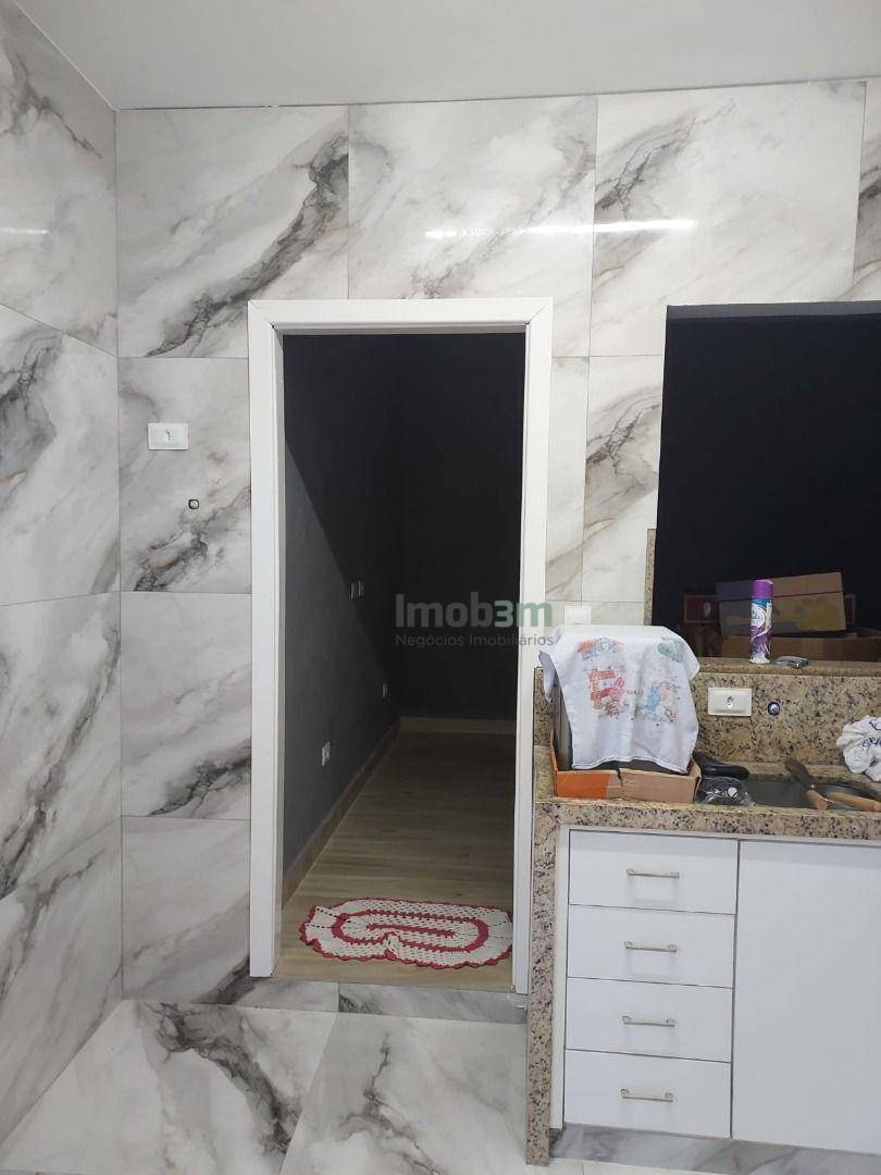 Sobrado à venda com 3 quartos, 233m² - Foto 15