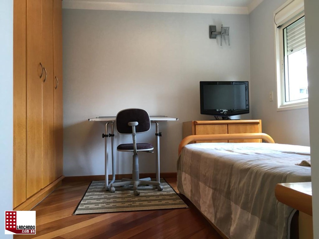 Apartamento à venda com 4 quartos, 160m² - Foto 2