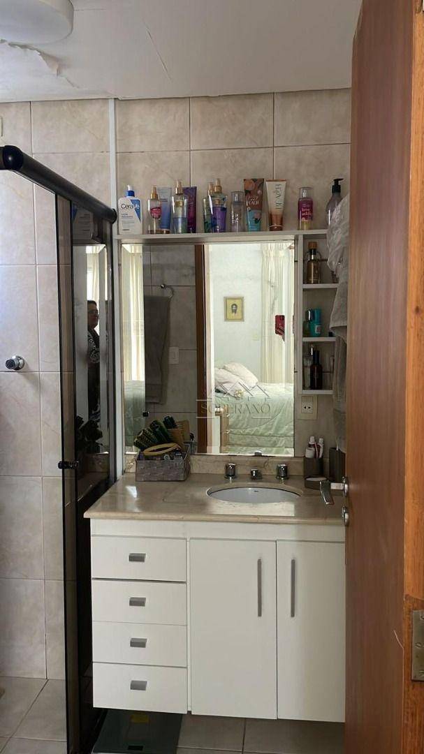 Apartamento à venda com 3 quartos, 133m² - Foto 19