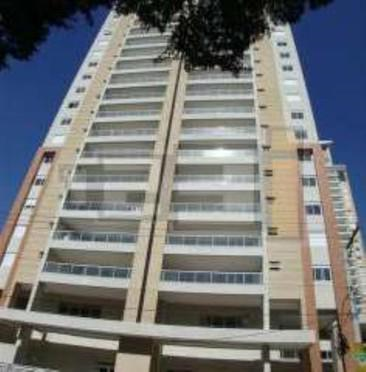 Apartamento à venda com 4 quartos, 240m² - Foto 1